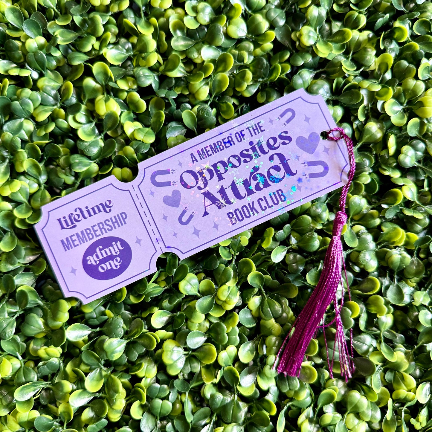Opposites attract Bookmark (holographic)